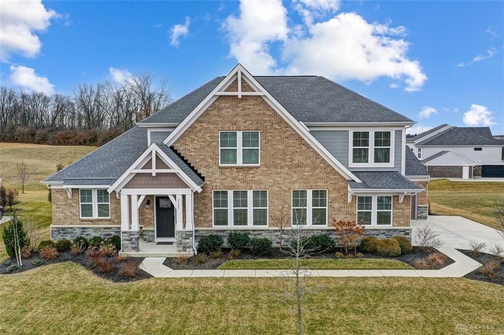 Property Photo: 2745 Ivy Farm Court OH 45036