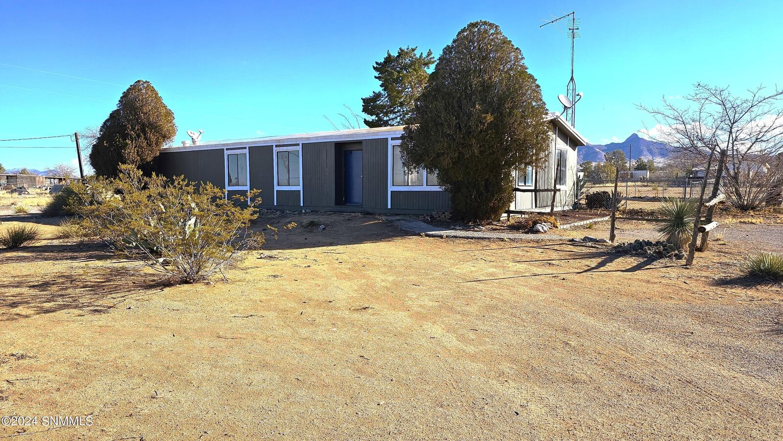 Property Photo: 6744 Macarthur Road NM 88012