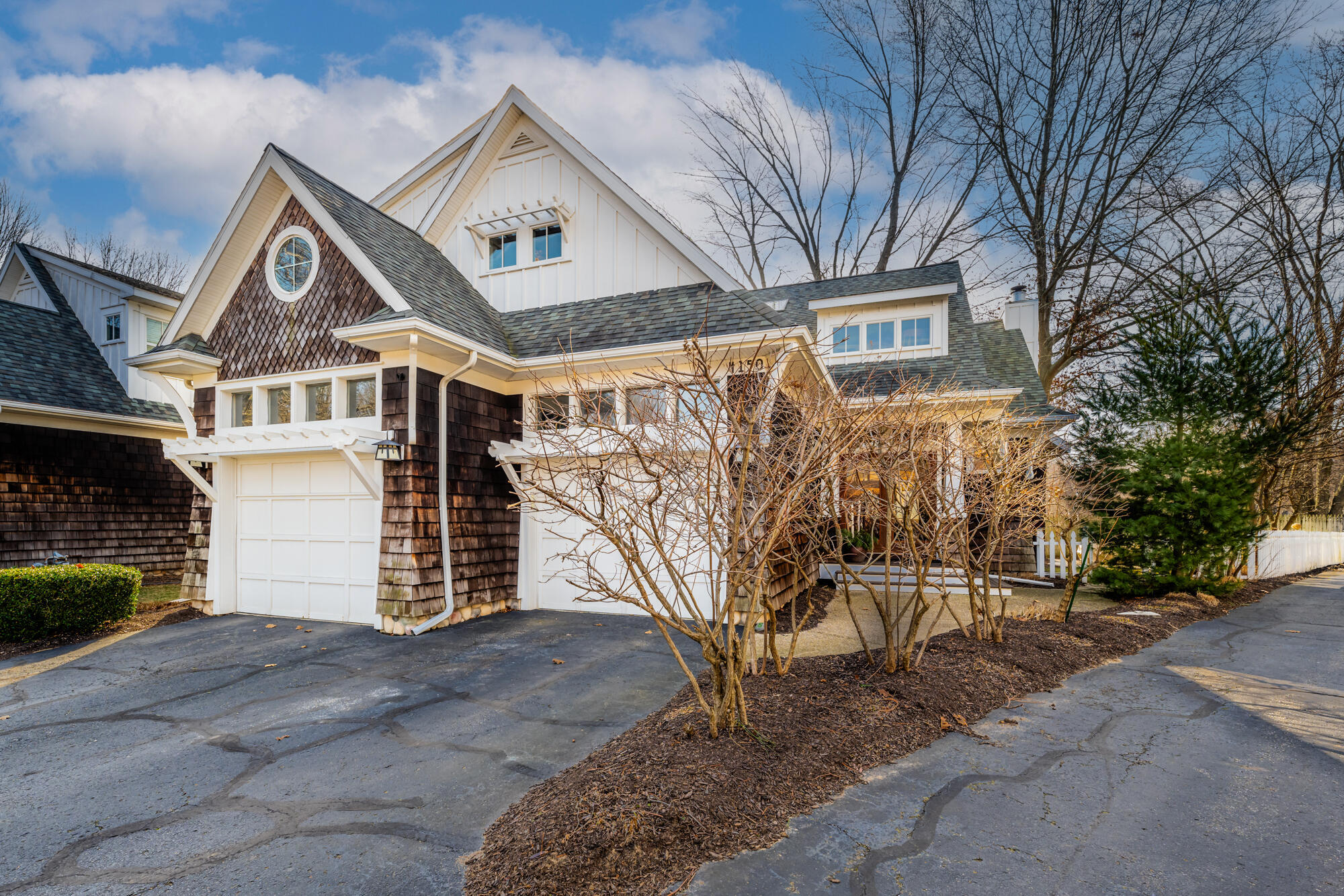Property Photo:  4150 Cottage Path  MI 49127 