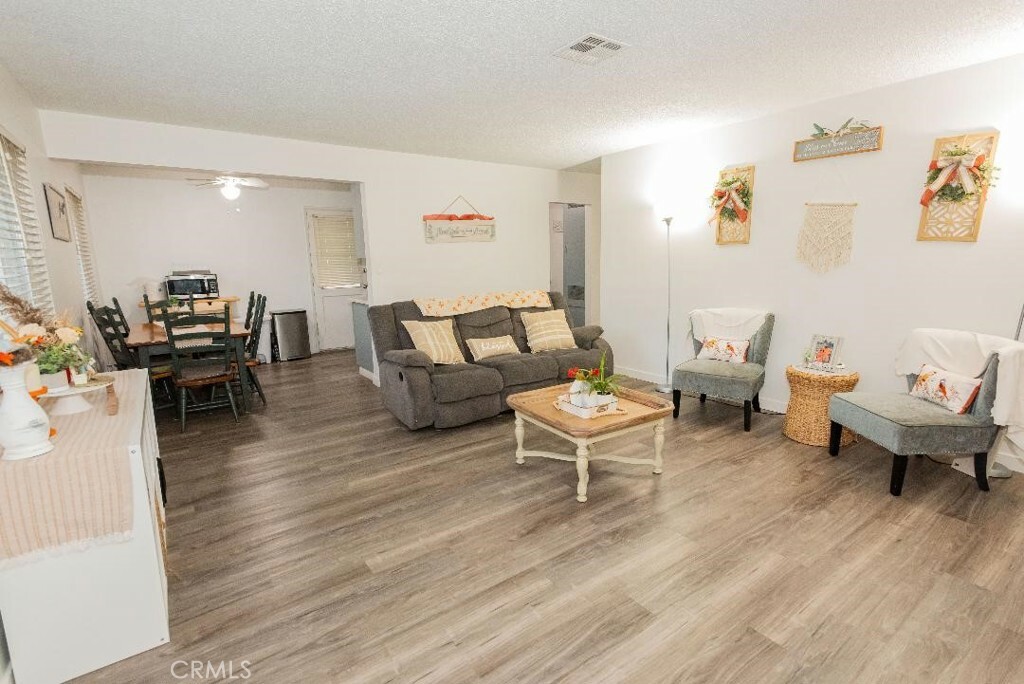 Property Photo: 5929 Ibbetson Avenue CA 90713