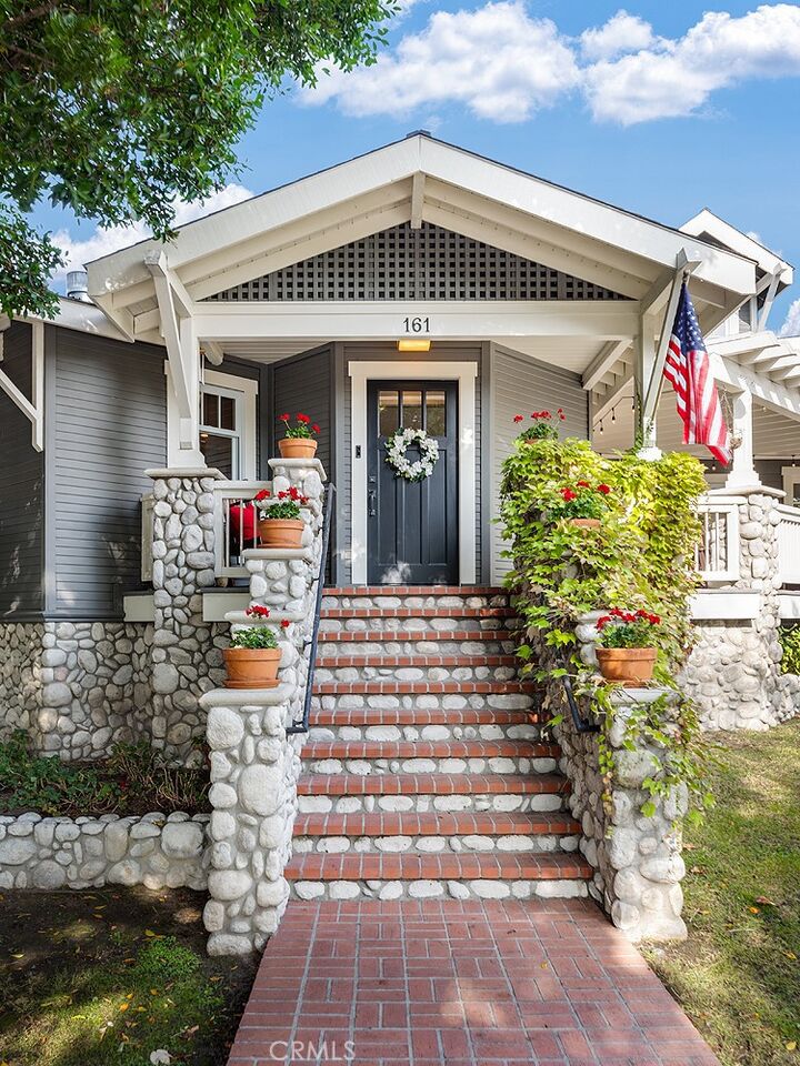 Property Photo:  161 Adams Street  CA 91024 