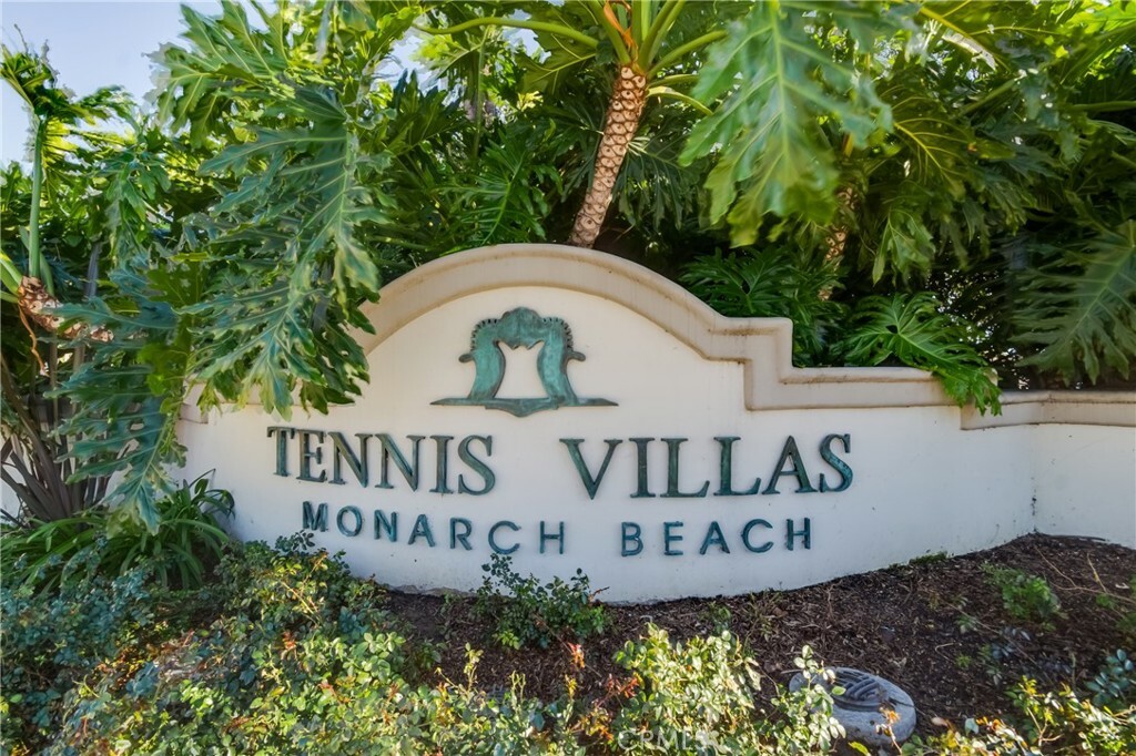 Property Photo:  106 Tennis Villas Drive  CA 92629 