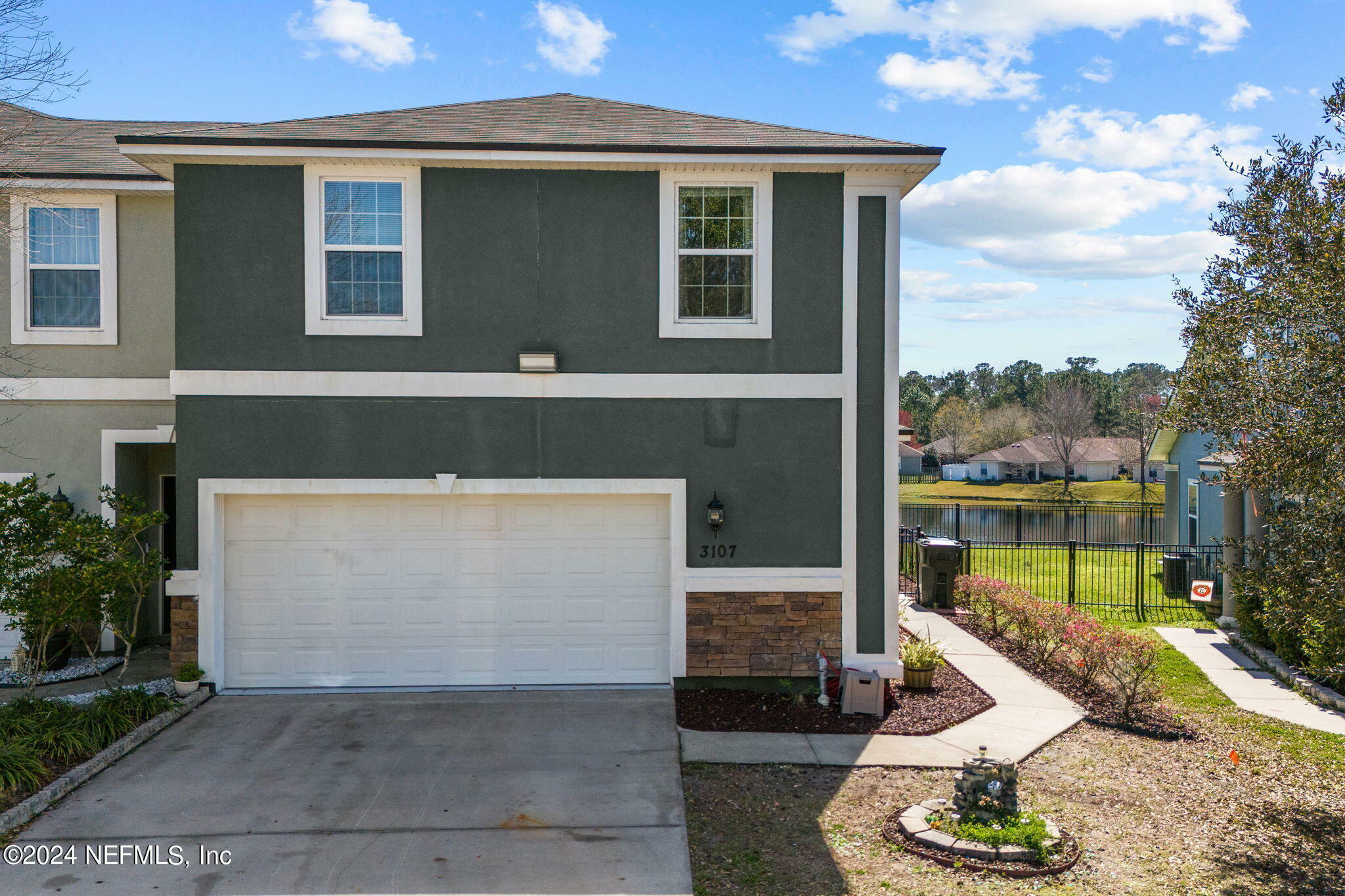 Property Photo: 3107 Zeyno Drive FL 32068