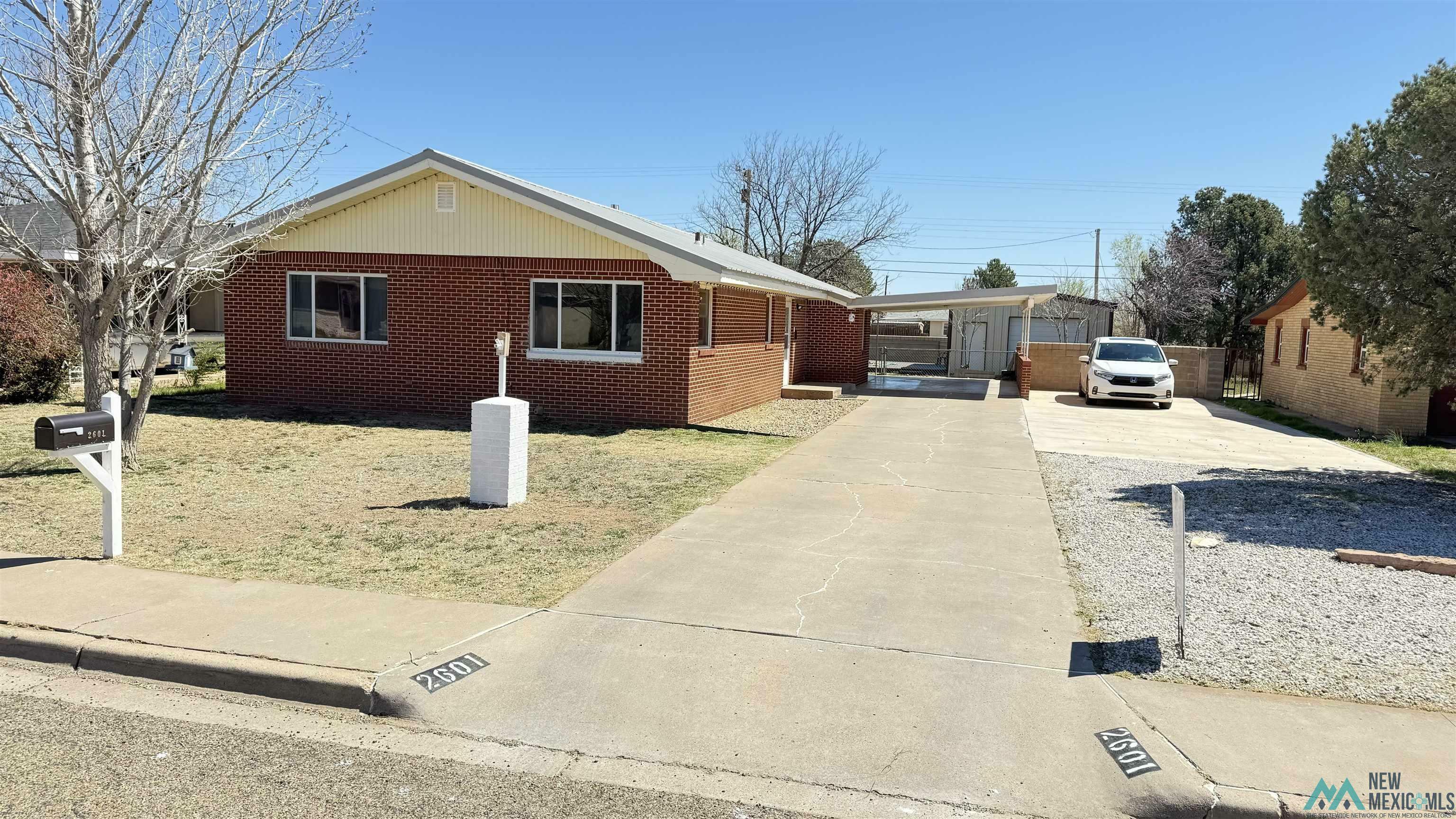 Property Photo: 2601 Wallace Street NM 88101