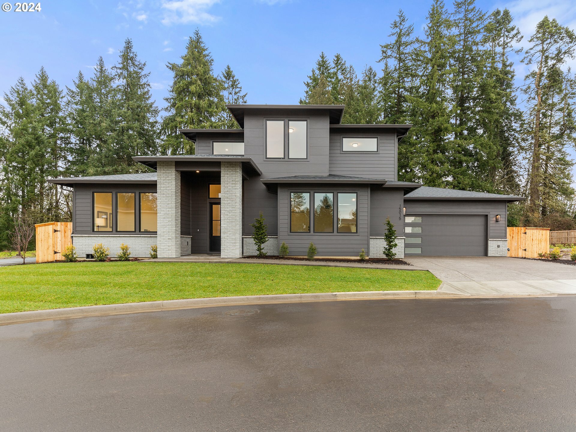 Property Photo:  15015 NW 11th Pl  WA 98685 