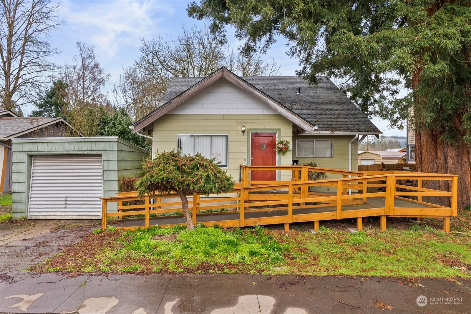 Property Photo: 144 Roake Avenue SE WA 98611