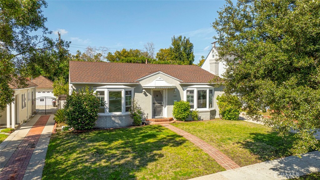 Property Photo:  1235 Cleveland Road  CA 91202 