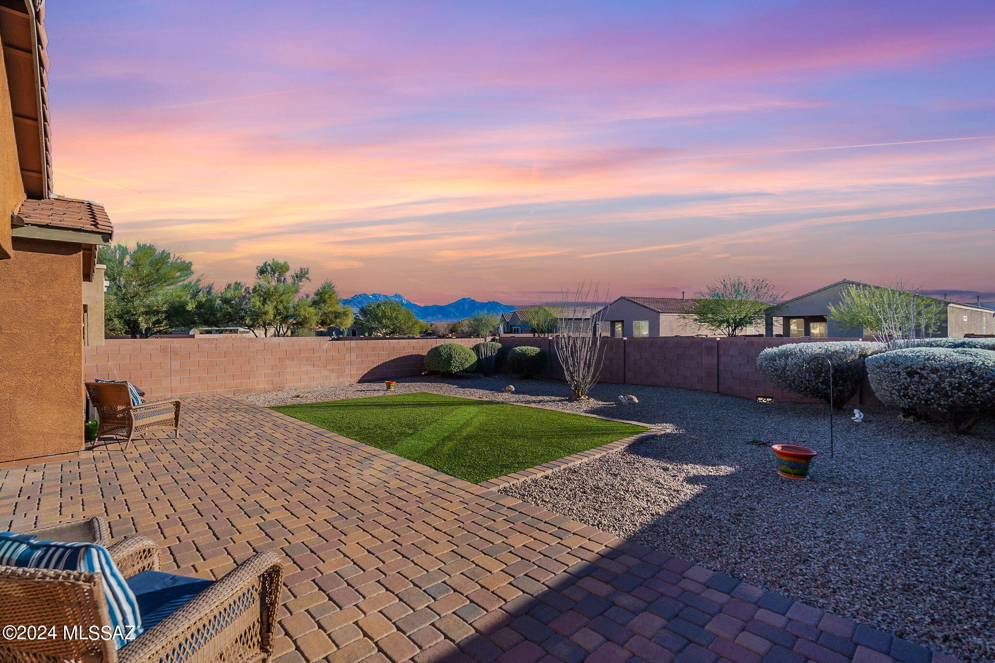 Property Photo: 1020 E Lumber Jack Trail AZ 85629