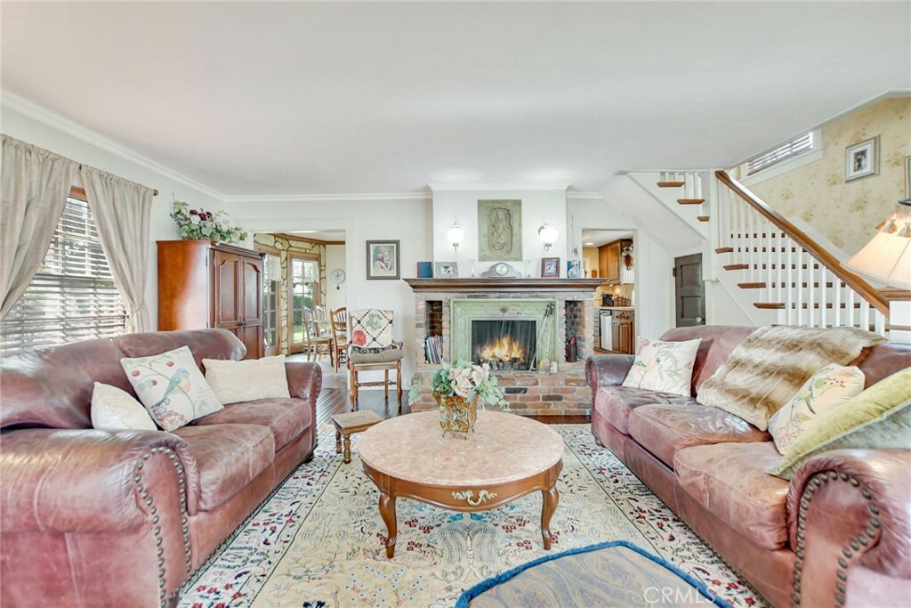 Property Photo: 977 N Glendora Avenue CA 91724