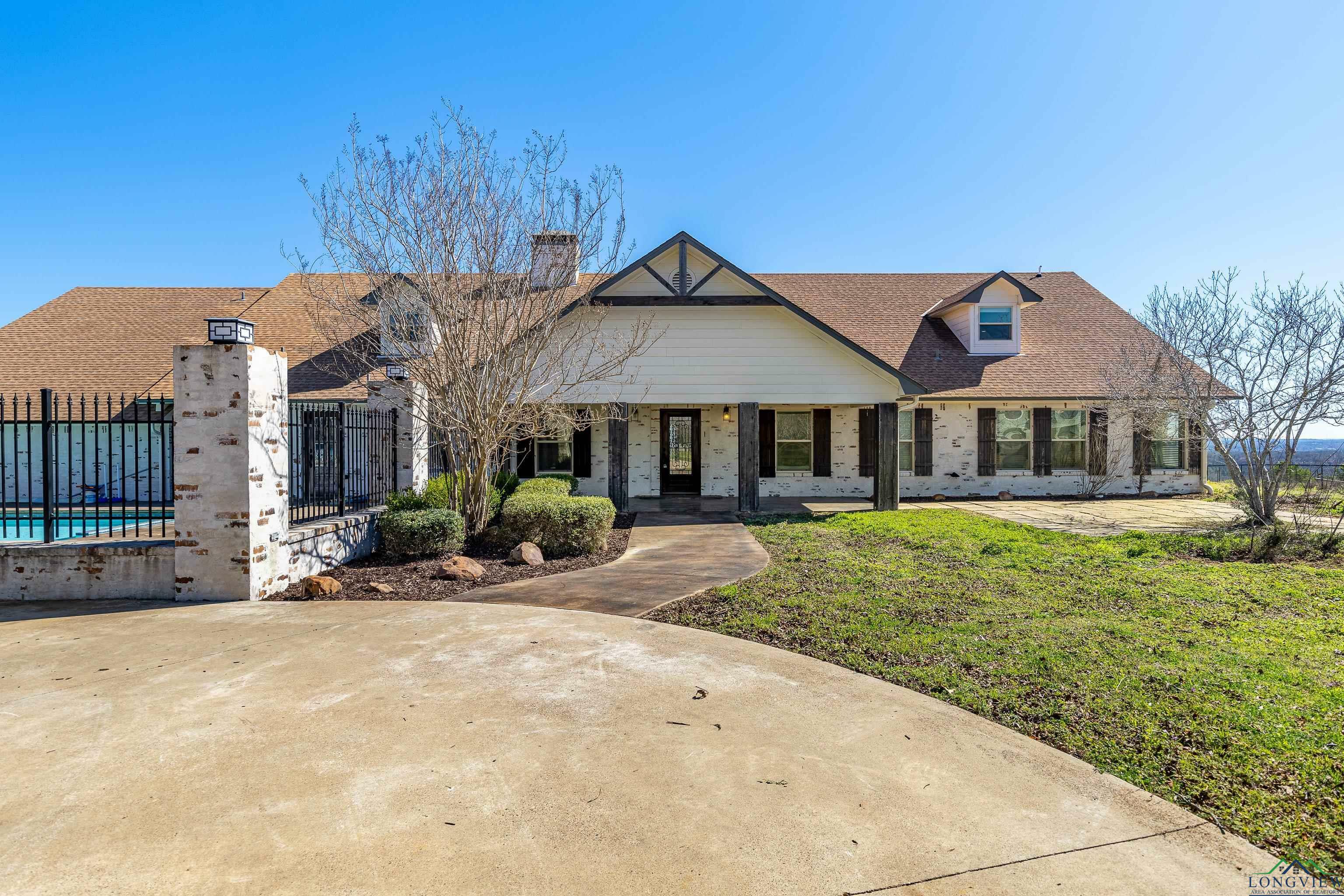 Property Photo:  245 County Road 3914  TX 75757-245 