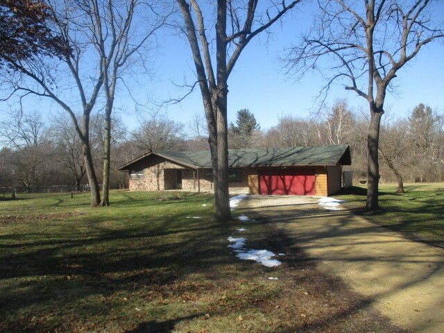 Property Photo:  771 Parker Woods Drive  IL 61102 