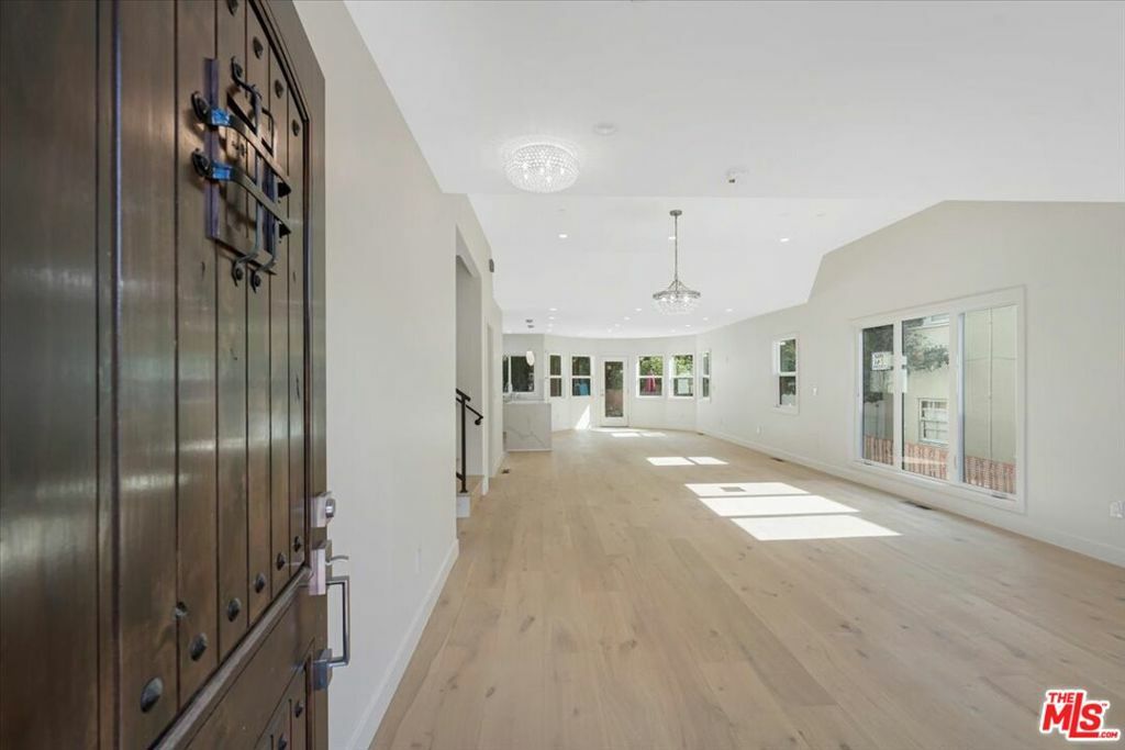 Property Photo: 1928 Montecito Drive CA 91208