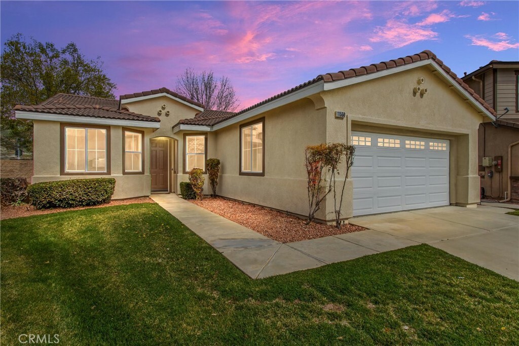 Property Photo:  11558 Oakwood Court  CA 92399 