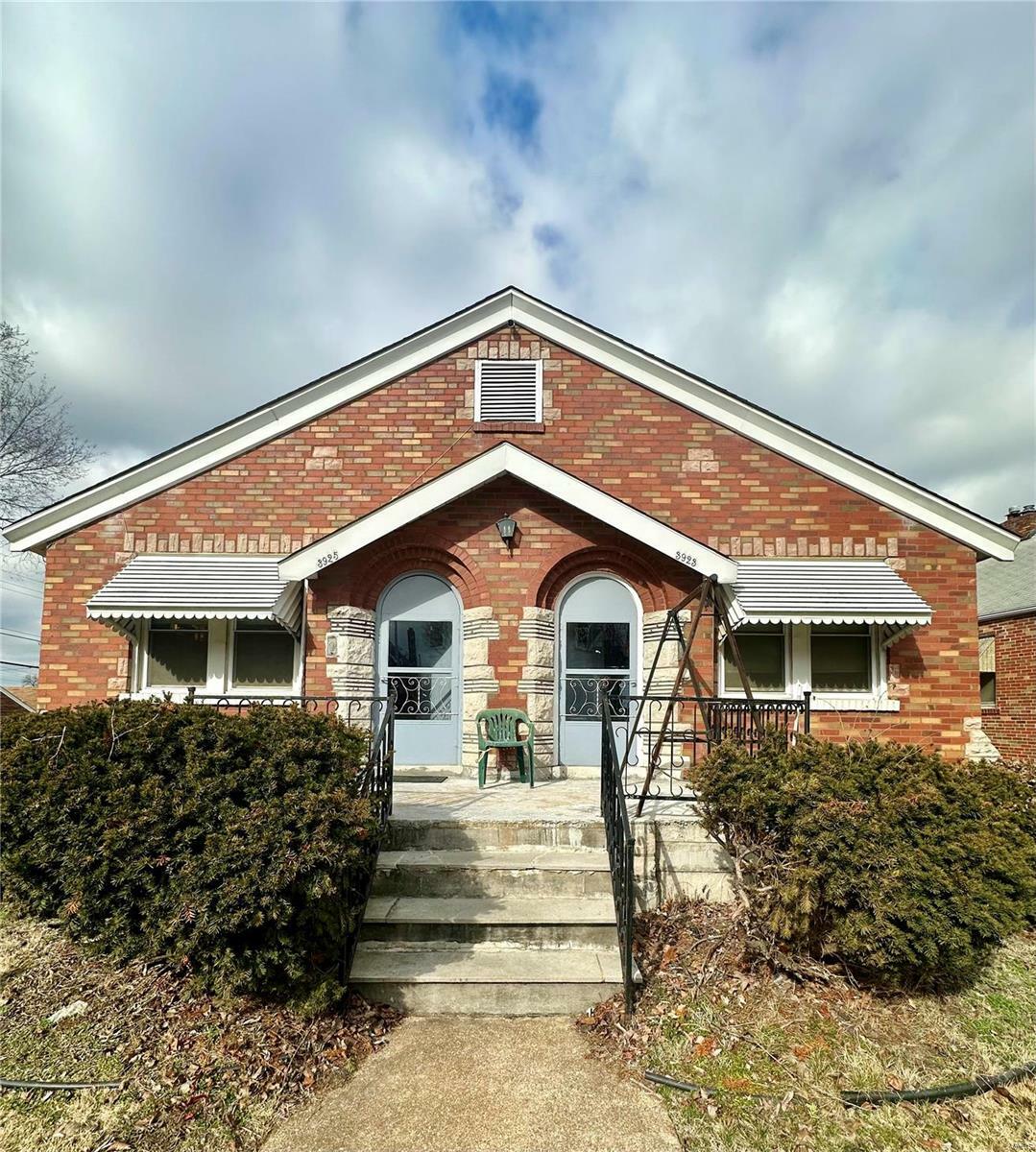 Property Photo: 3923 Alexander Street MO 63116