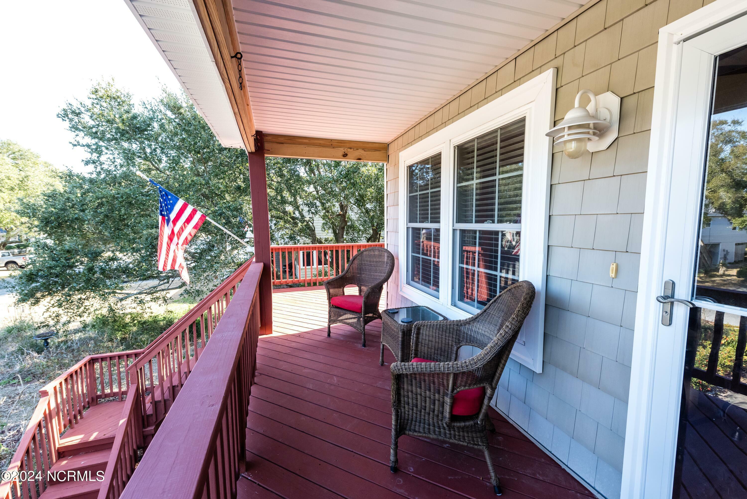 Property Photo:  229 W Palmetto Street  NC 27948 