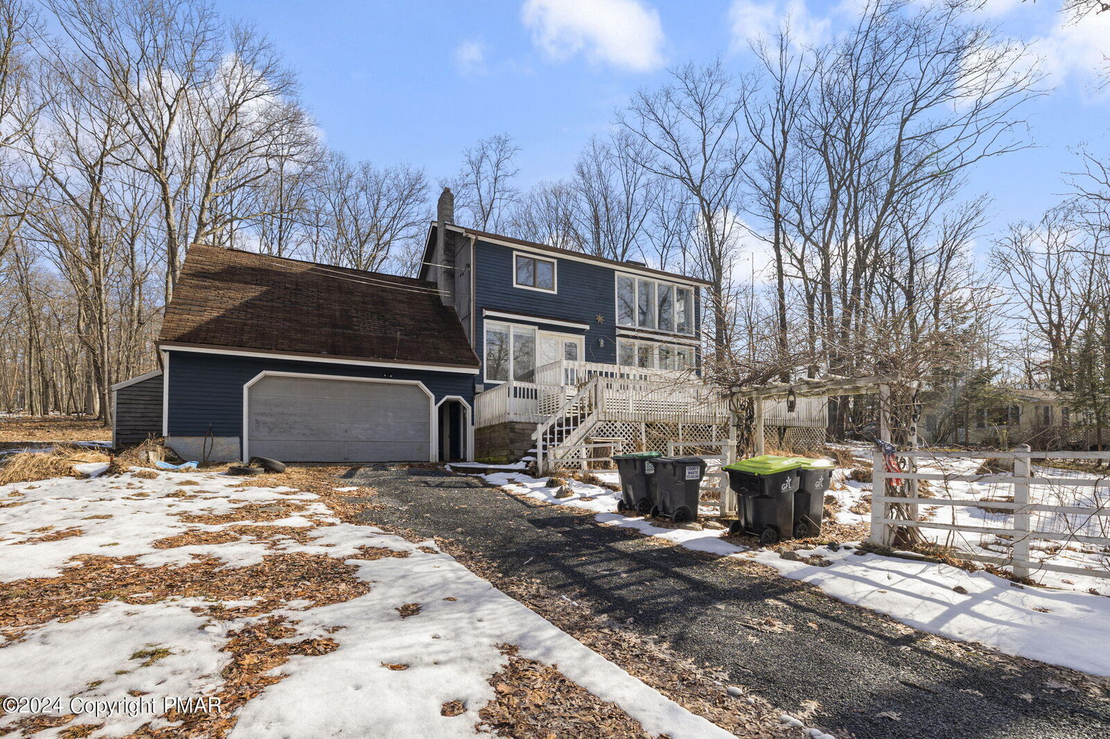 Property Photo:  3118 Long Court  PA 18324 