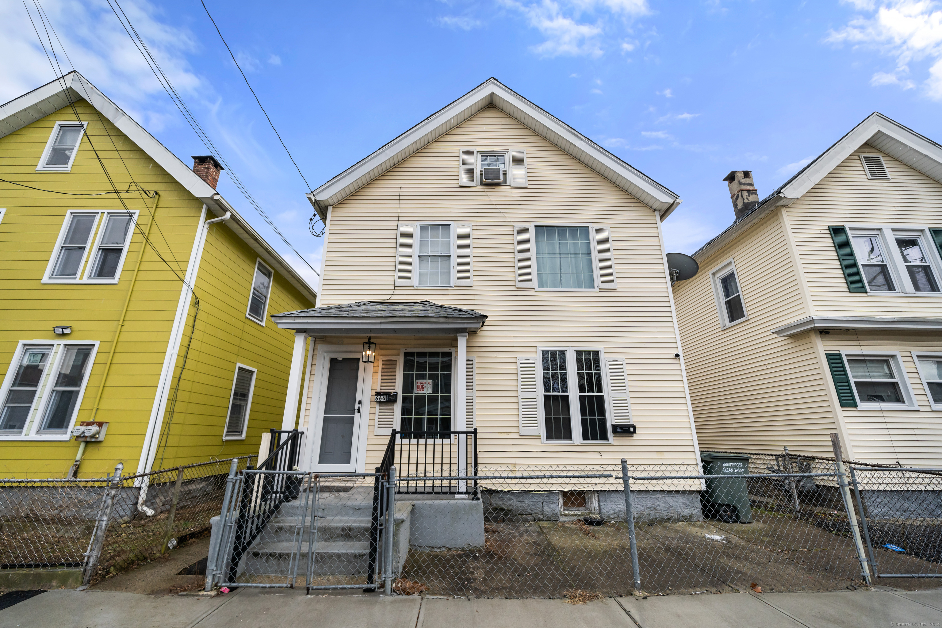 Property Photo:  666 Ogden Street  CT 06608 