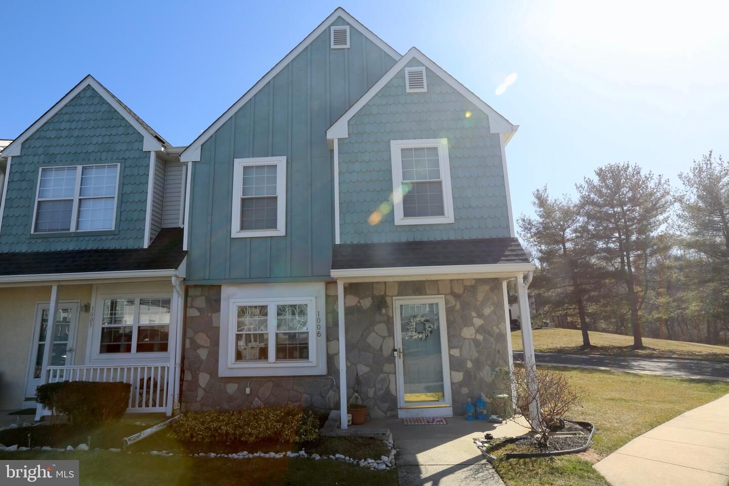 Property Photo: 1006 Hillsboro Court NJ 08080