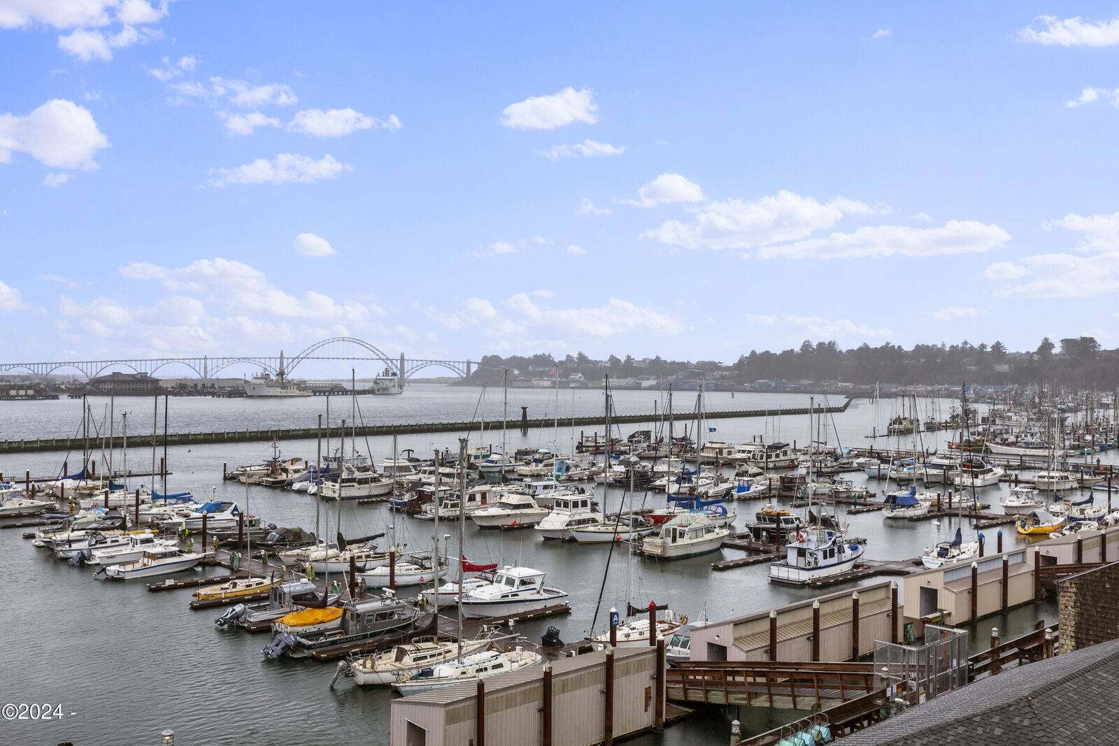 Property Photo: 1000 SE Bay Boulevard 502/602 OR 97365