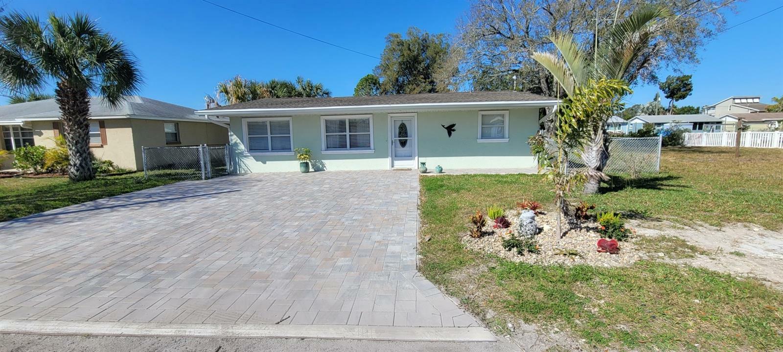 Property Photo:  13909 Duley Avenue  FL 34667 