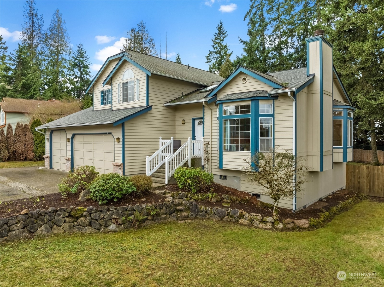 Property Photo:  10416 198th Avenue Ct E  WA 98391 