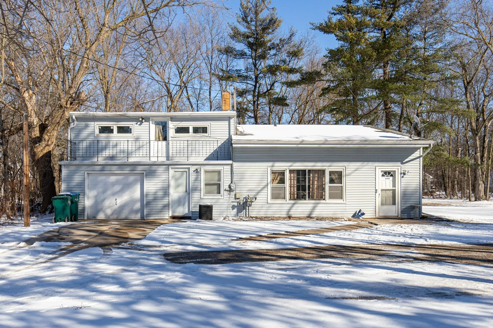 Property Photo: 1226 S Casaloma Drive WI 54914