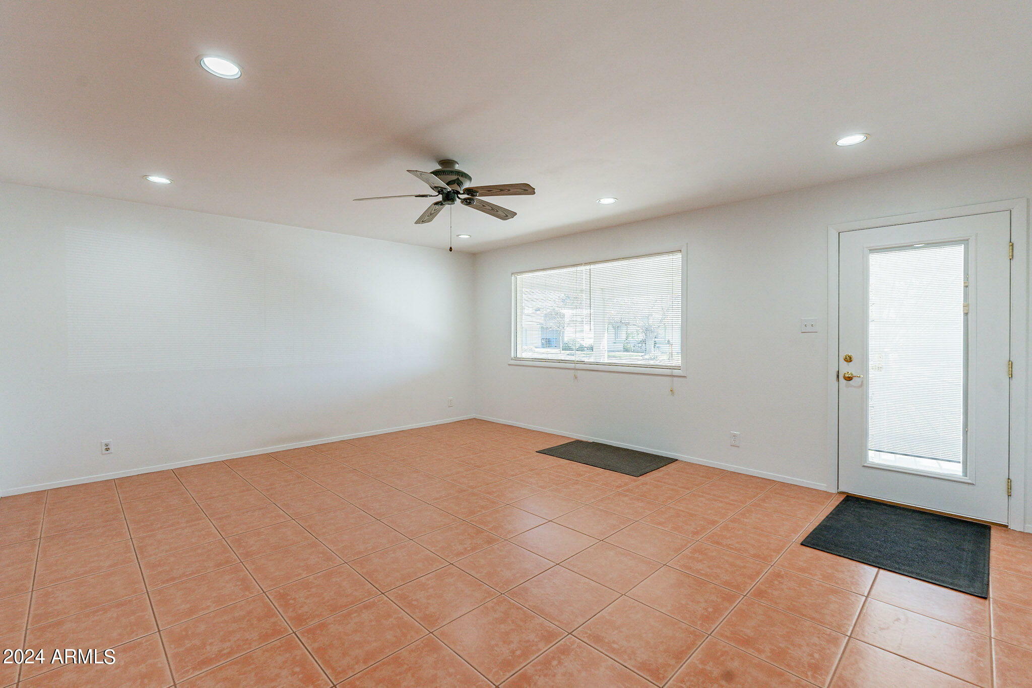 Property Photo:  2130 W Greenbriar Drive  AZ 85023 