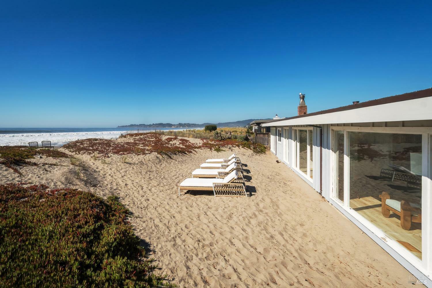 Property Photo:  106 Seadrift Road  CA 94970 