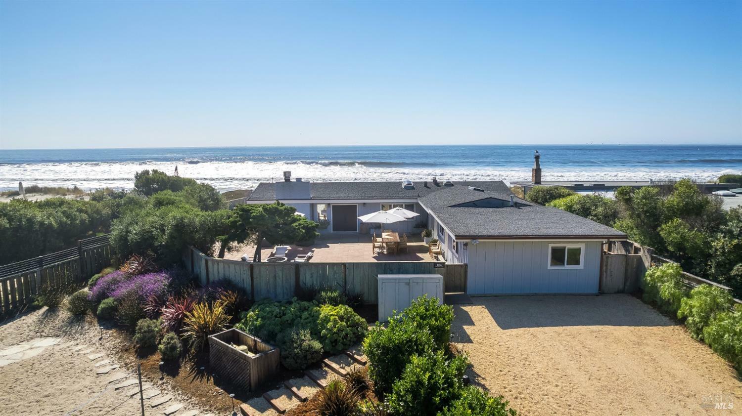 Property Photo:  106 Seadrift Road  CA 94970 