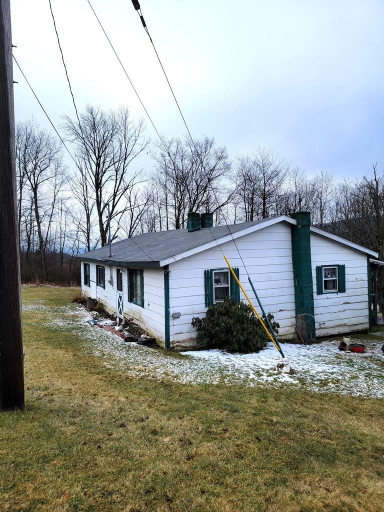 Property Photo:  441 Murphy Hill Road  NY 14845 