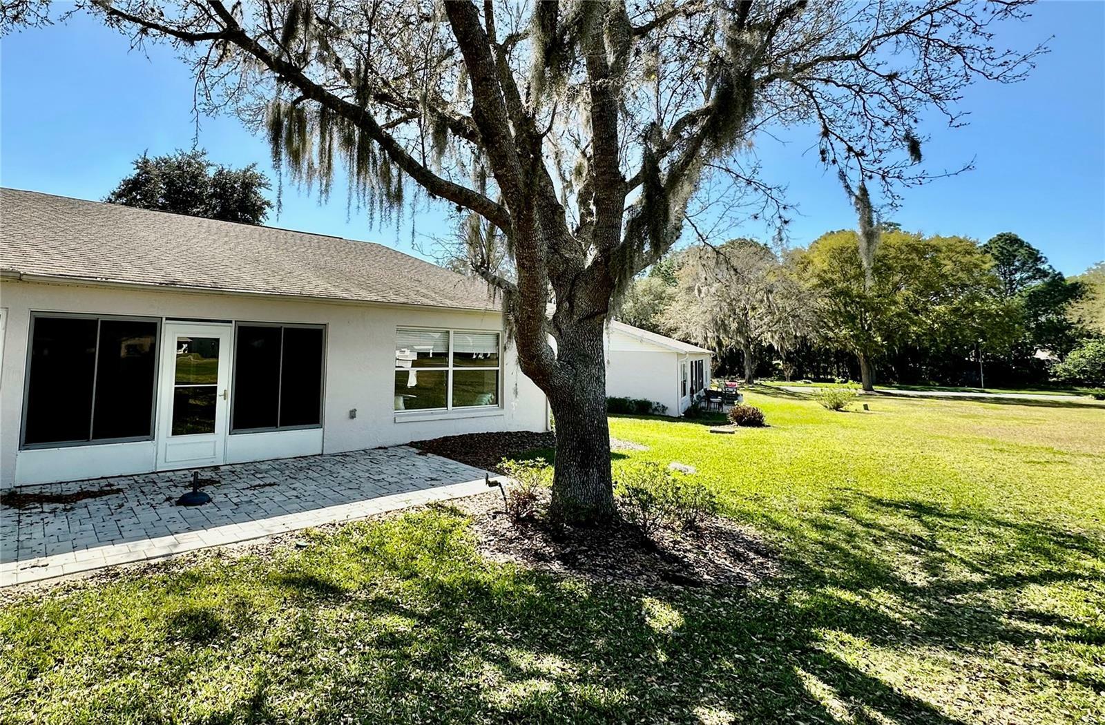 Property Photo:  509 Golfview Court  FL 34748 