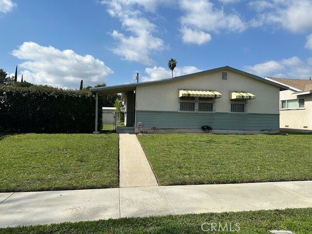 Property Photo:  7327 Mason Avenue  CA 91306 