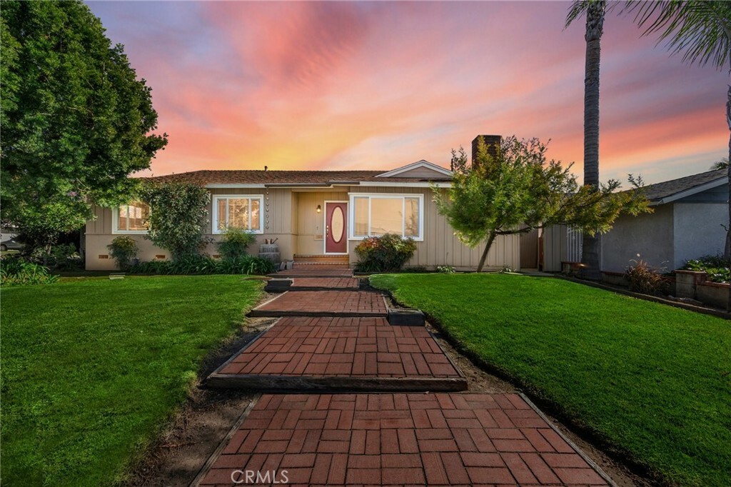 Property Photo:  15028 Oakbury Dr  CA 90638 