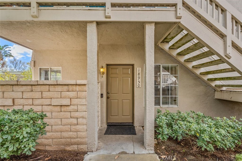 18950 Canyon View Drive  Lake Forest CA 92679 photo