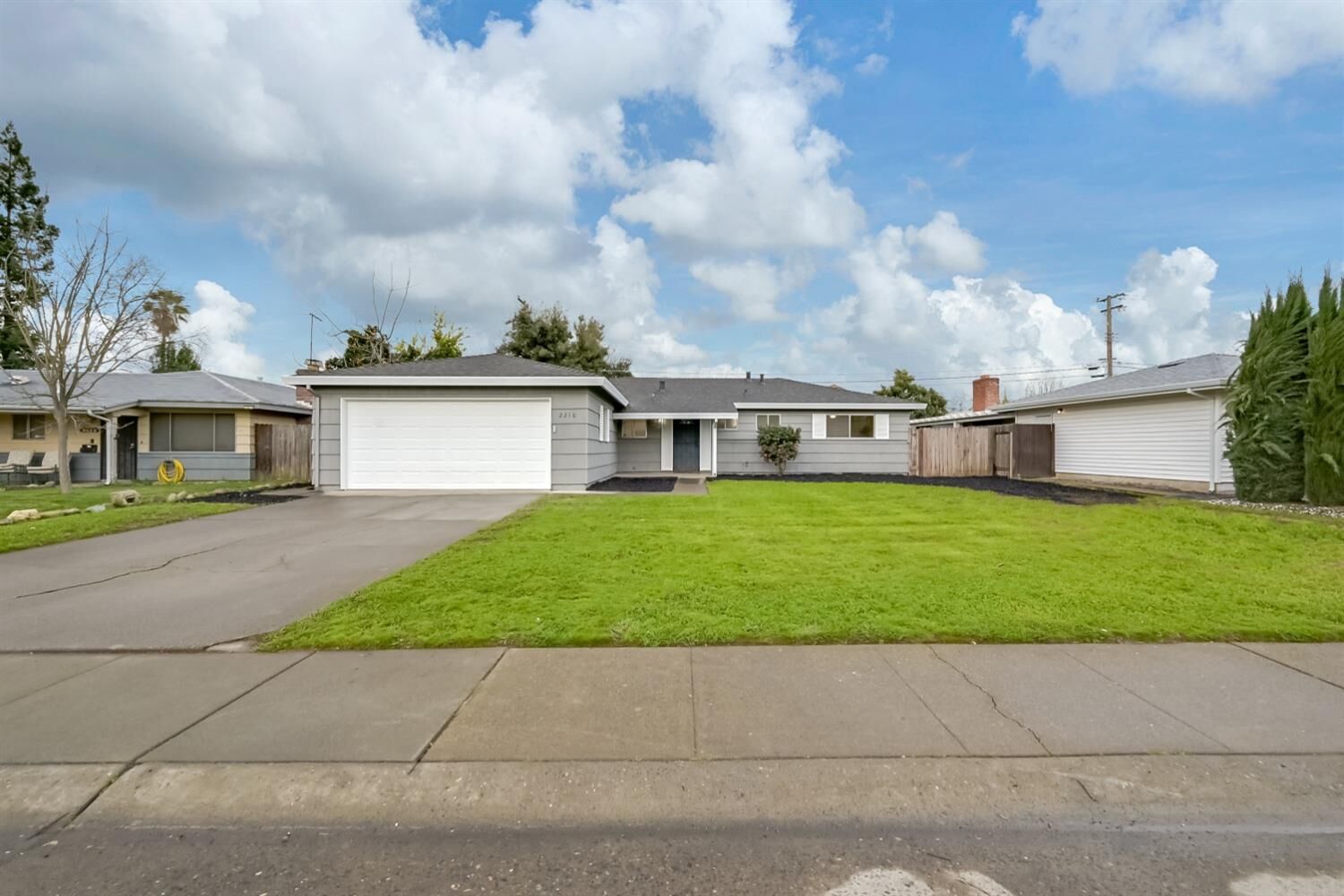 Property Photo:  2216 River Edge Way  CA 95670 