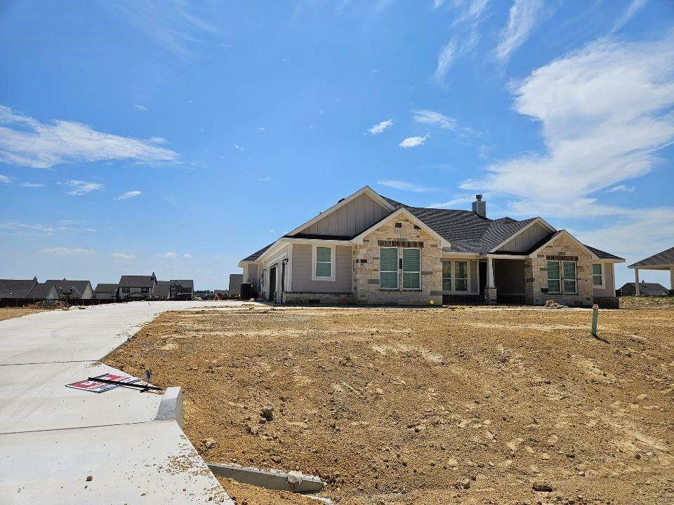 Property Photo: 236 Meadow Vista Drive TX 76078