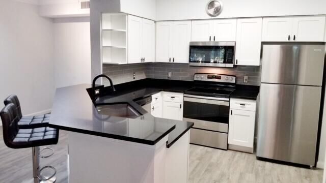 Property Photo:  9857 Baywinds Drive #9206  FL 33411