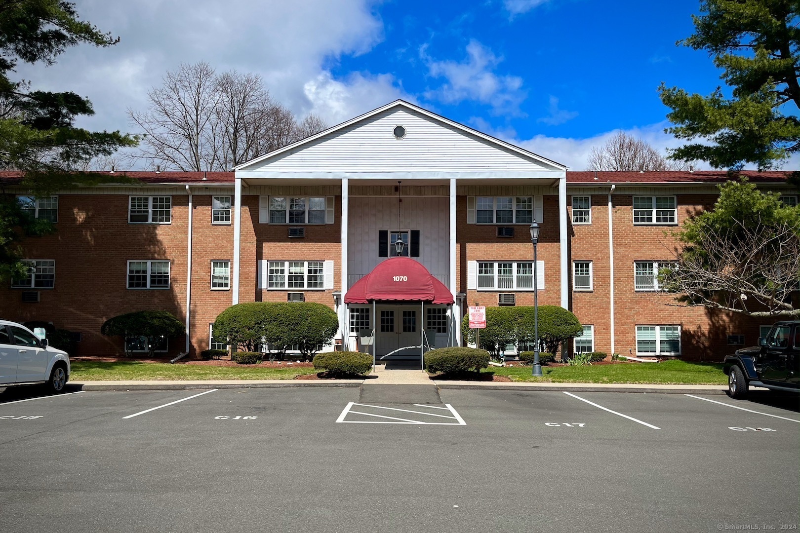 1070 New Haven Avenue Apt 58  Milford CT 06460 photo