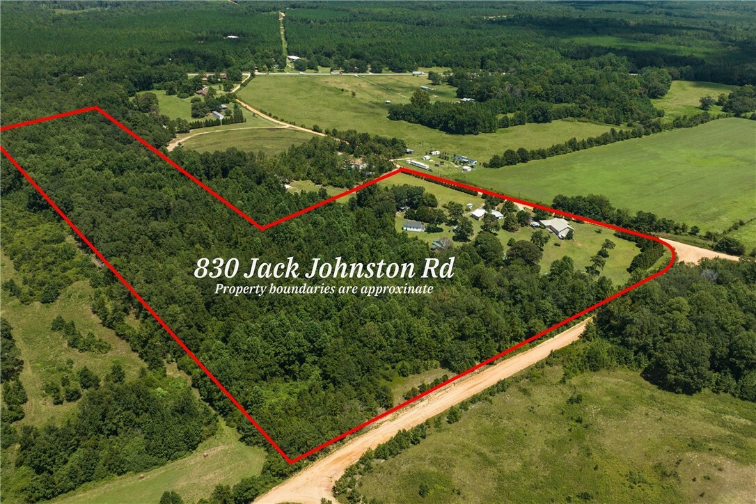 Property Photo:  830 Jack Johnston Road  AL 36083 
