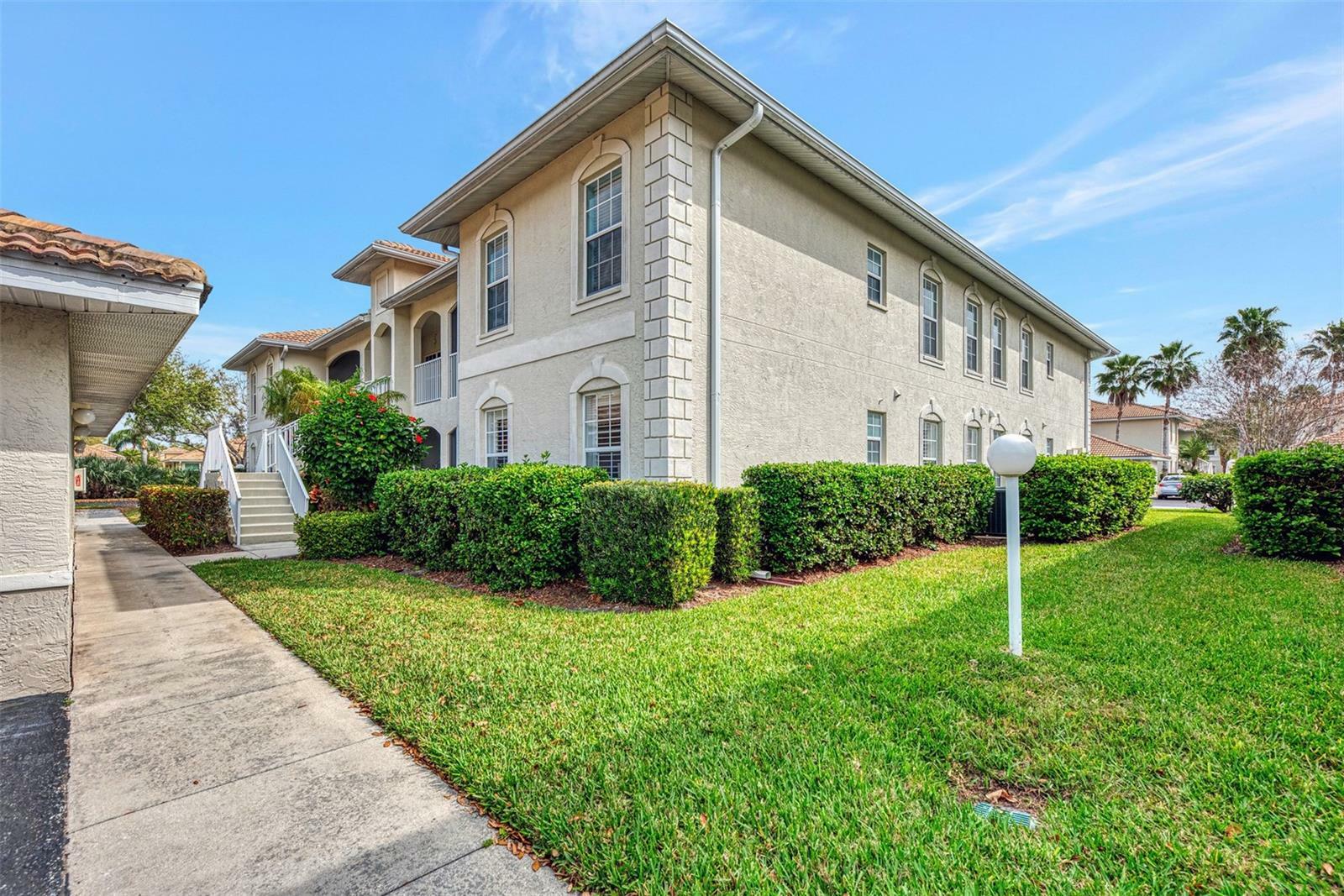 Property Photo:  9104 L Pavia Boulevard  FL 34292 