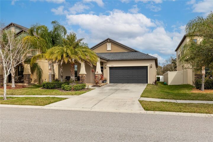 Property Photo:  11106 Purple Martin Boulevard  FL 33579 