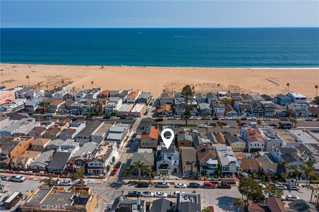 Property Photo: 127 E Bay Avenue CA 92661