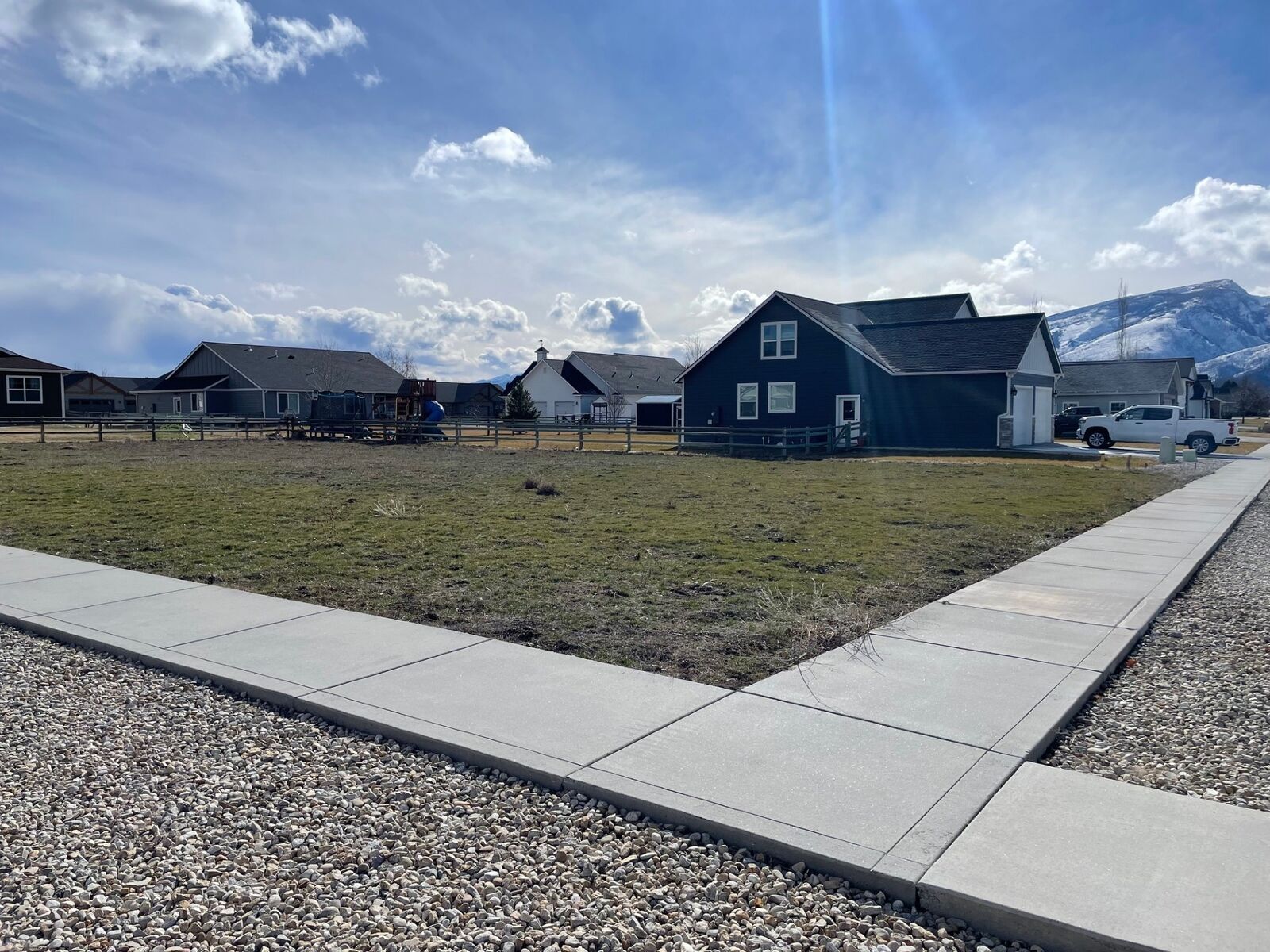 Property Photo:  131 China Silk Way  MT 59840 