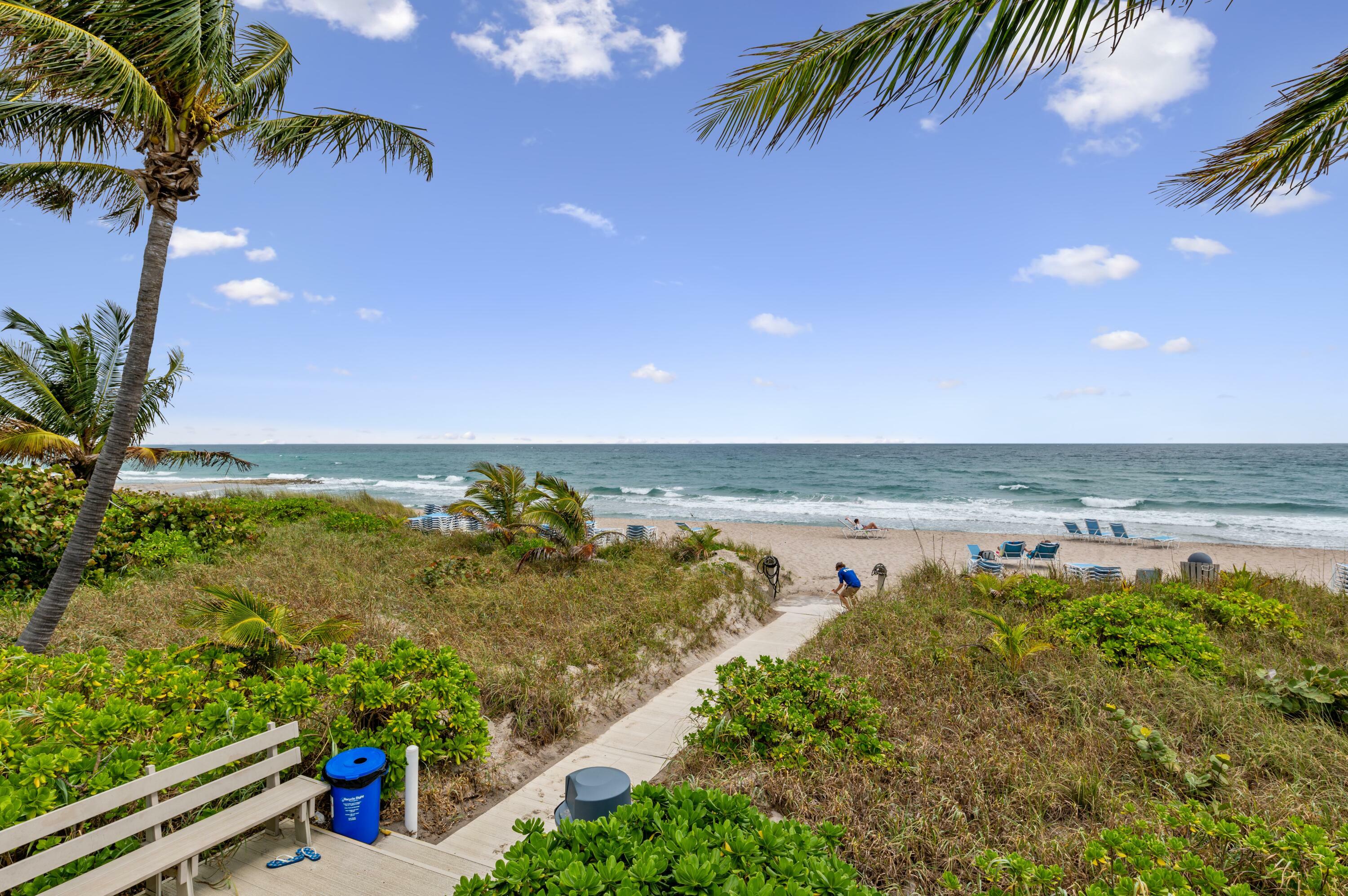 Property Photo:  4748 S Ocean Boulevard 306  FL 33487 