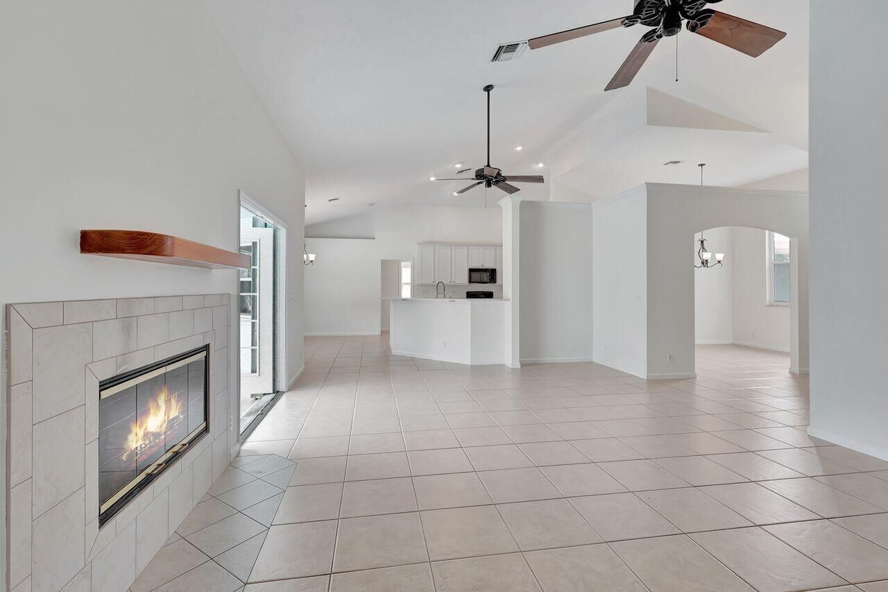 Property Photo:  13297 86th Road N  FL 33412 