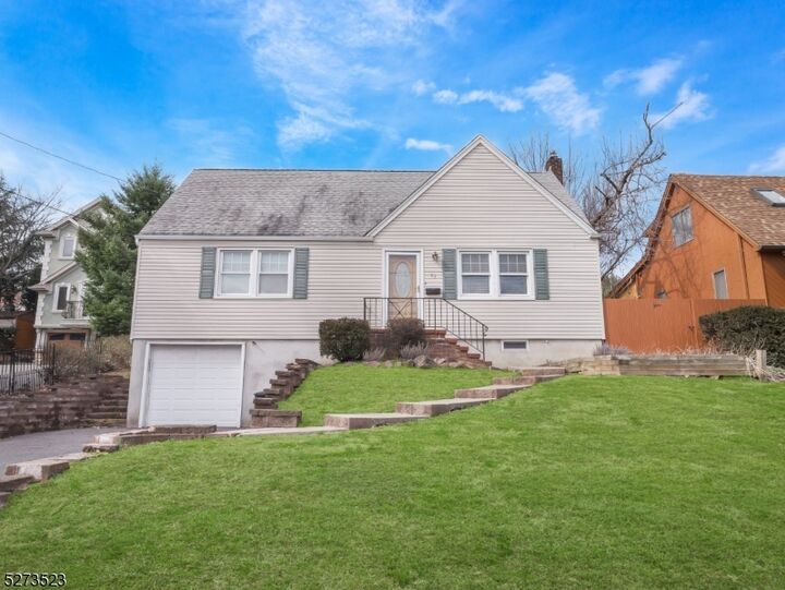 93 Cathedral Ave  Clifton City NJ 07114 photo