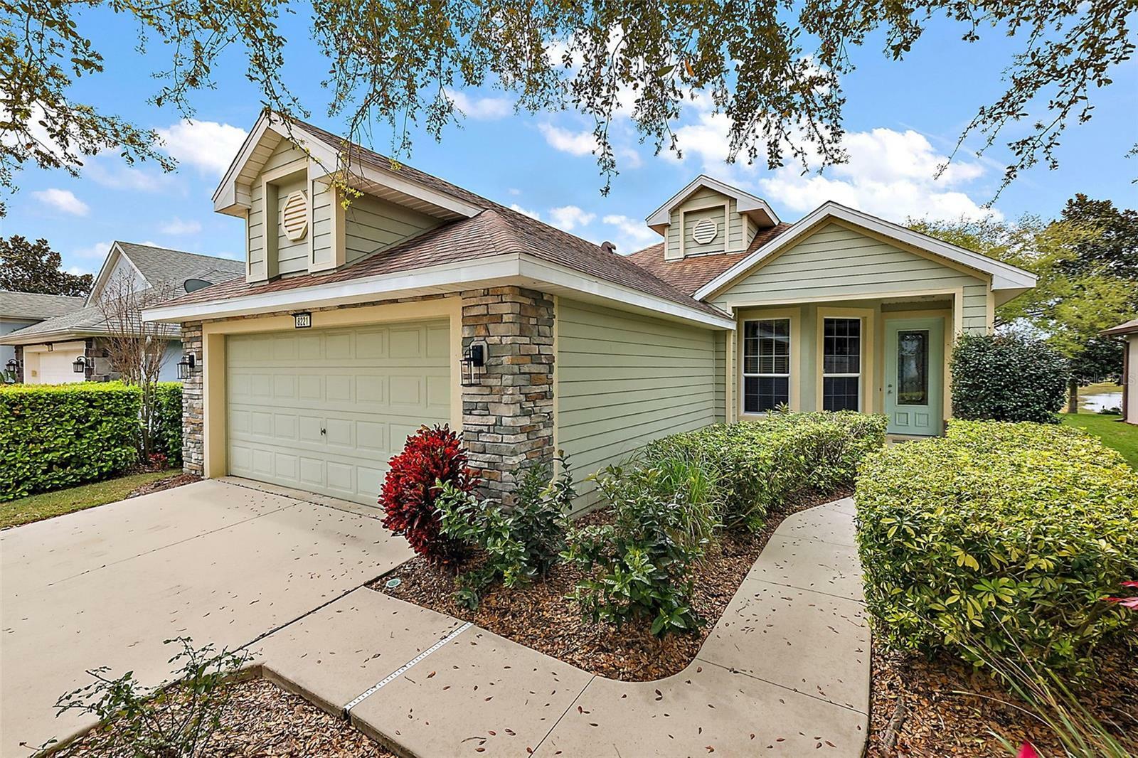 Property Photo:  8221 Bridgeport Bay Circle  FL 32757 