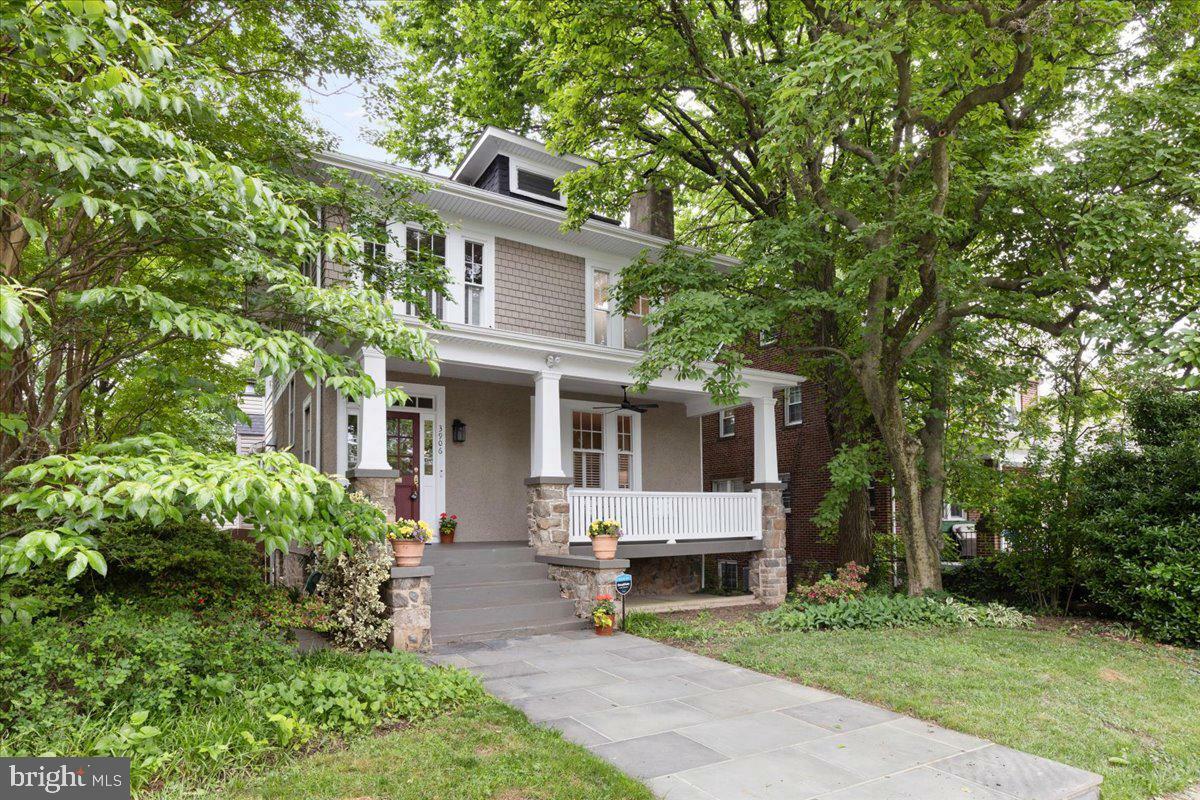 Property Photo:  3906 Yuma Street NW  DC 20016 