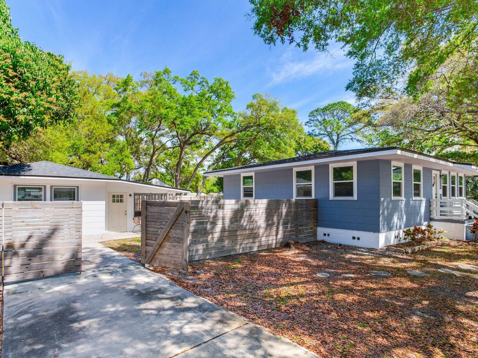 Property Photo:  5801 78th Avenue N  FL 33781 