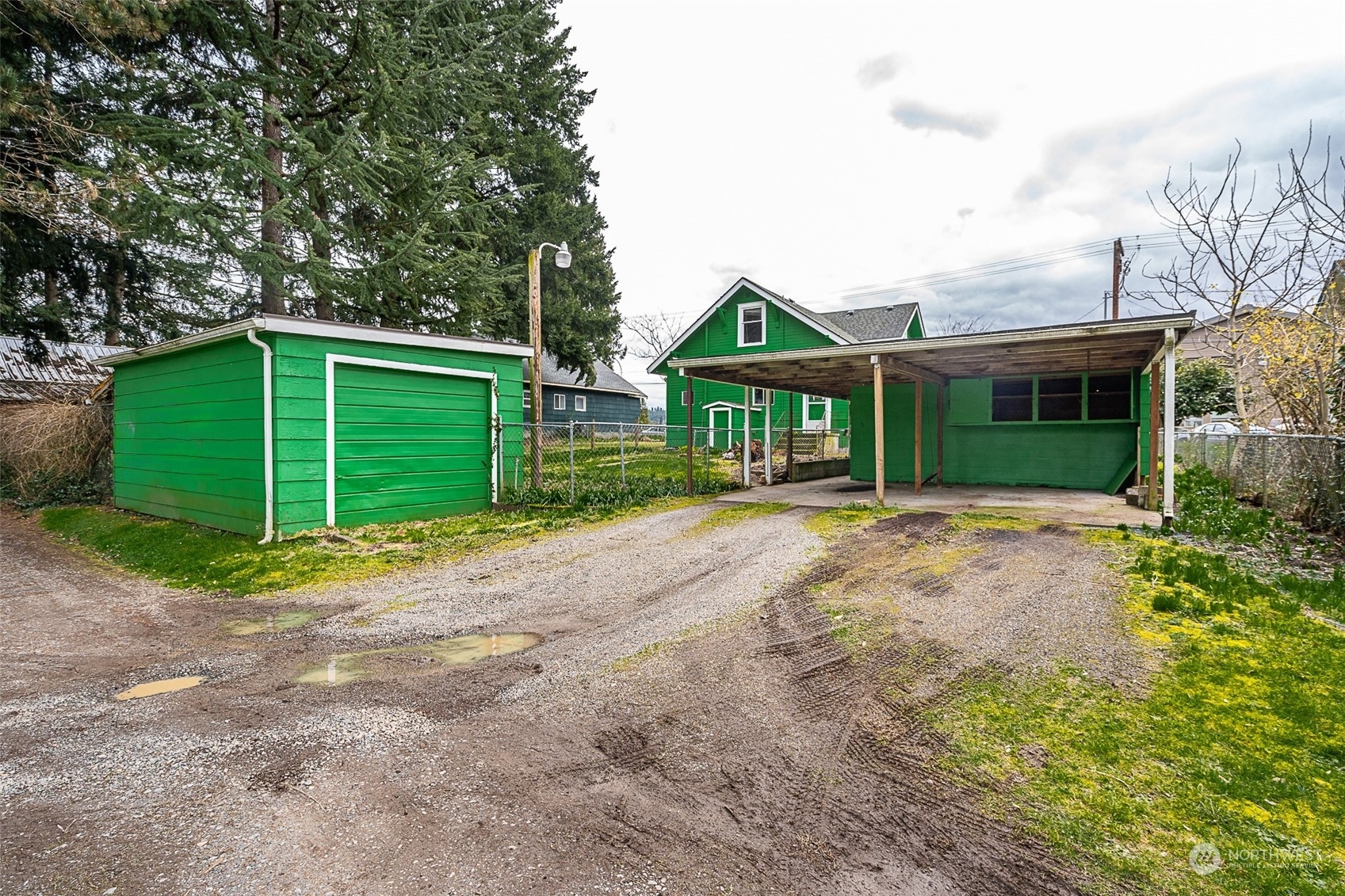 Property Photo:  321 W Summa Street  WA 98531 